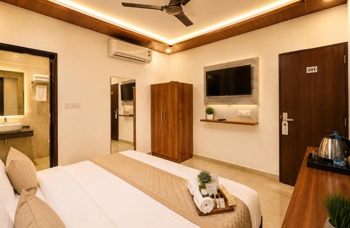 New Delhi Hotel | Hotel Orca By Kasa Stays-Pacific Mall Subhash Nagar