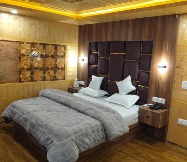 Pahalgam Hotel | Hotel Pahalgam view