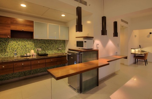 Clover Park Hotel | Hotel Parc Estique