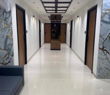 Anand Hotel | Hotel Peacock Anand