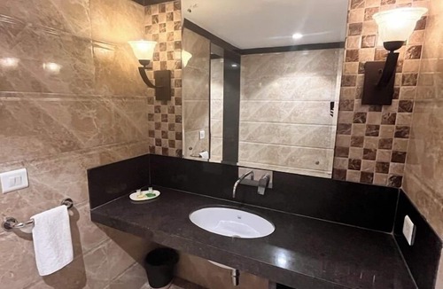 Pink City Hotel | Hotel Ratnawali