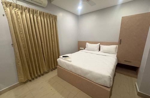 Royapettah Hotel | Hotel Royal King