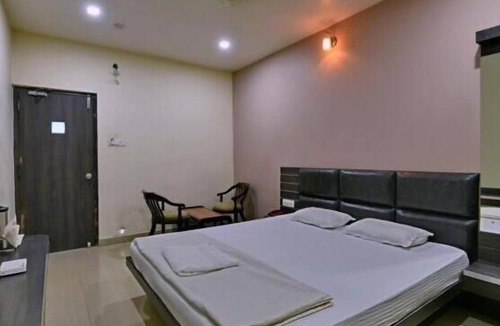 Raigarh Hotel | Hotel Saket Heritage