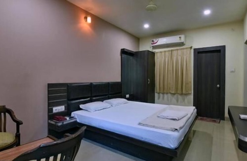 Raigarh Hotel | Hotel Saket Heritage