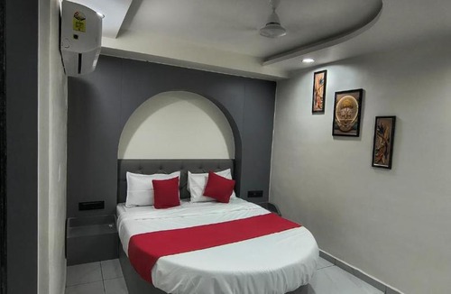 Vadodara Hotel | Hotel Satyam