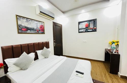 Naraina Hotel | Hotel Seltos - Naraina Vihar Metro