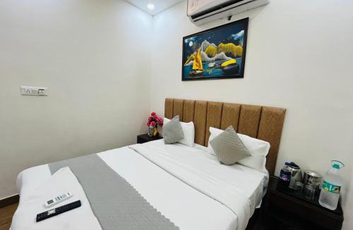 Naraina Hotel | Hotel Seltos - Naraina Vihar Metro