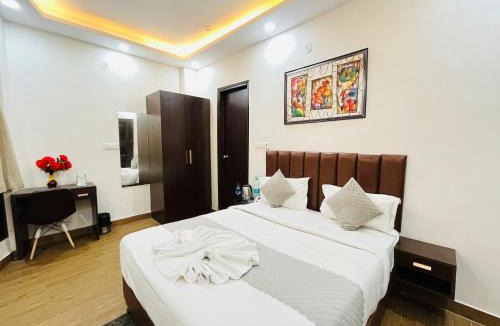 Naraina Hotel | Hotel Seltos - Naraina Vihar Metro