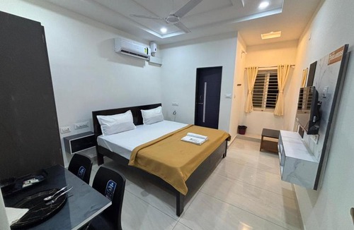 Kakinada Hotel | Hotel Seven Dreamers