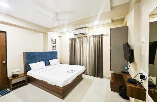 Satara Hotel | Hotel Seven Eleven