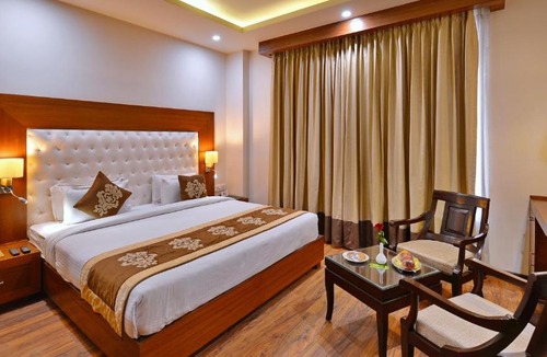 Taj Ganj Hotel | Hotel Seven Hills Tower