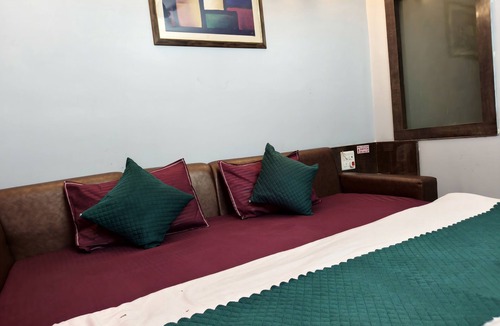 Mayapur Hotel | Hotel Shaurya By Sharma Online Solution Haridwar