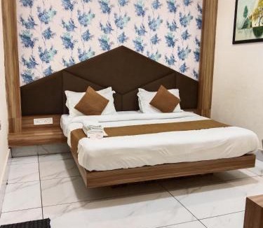 Rau Hotel | Hotel Shivay
