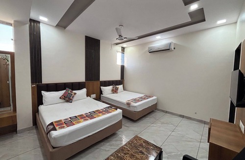 Bhinmal Hotel | Hotel Shree Krishna Palace