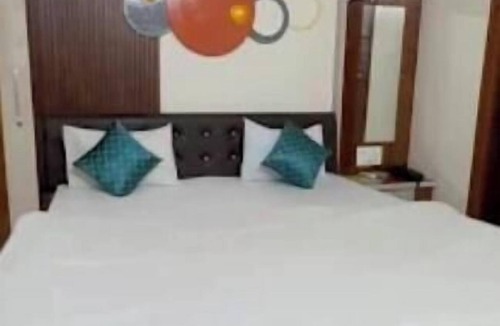 Pratapgarh Hotel | Hotel Shree Siddhi Vinayak