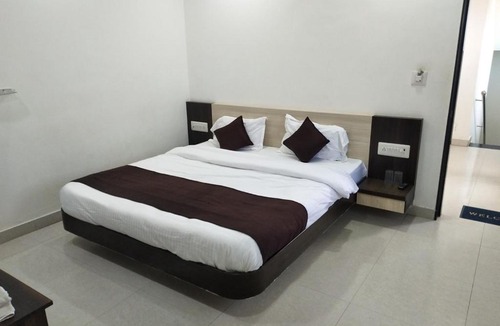 Dwarka Hotel | Hotel Shree Vallabh