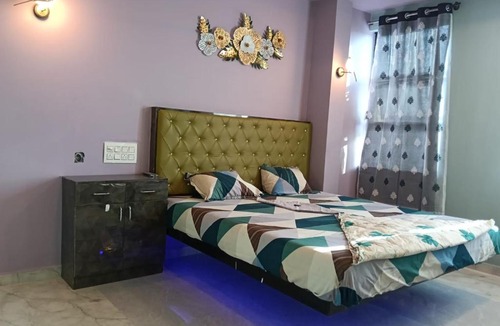 Kagal Hotel | HOTEL SINGAPORE , lingnoor