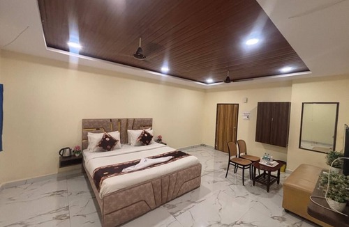 Shamshabad Hotel | Hotel Sky Palace