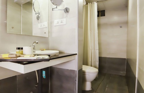 Guruvayur Hotel | Hotel Sreepathy Indraprastha