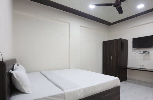 Taloja Hotel | Hotel Star Inn