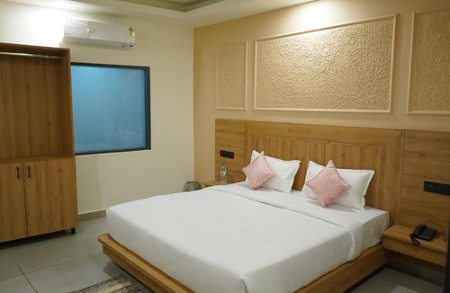 Paonta Sahib Hotel | Hotel Starwing