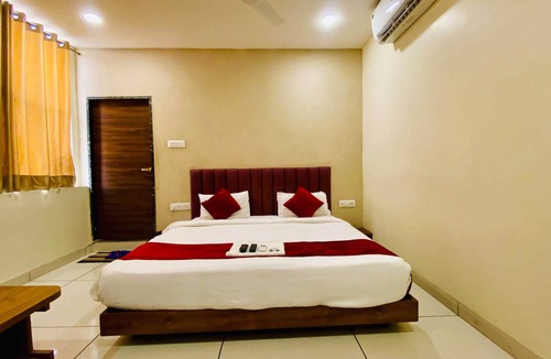 Indore Hotel | Hotel Sukh Vilas
