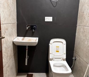Vaishali Nagar Hotel | Hotel The Castle