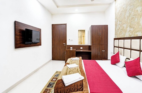 Amritsar Hotel | Hotel The Popular