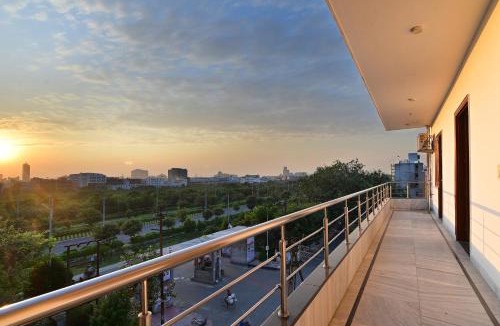 Noida Hotel | Hotel The York