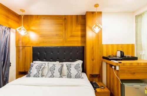 Versova Hotel | Hotel Village Residency