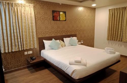 Tatabad Hotel | HOTEL VINTAGE CASTLE