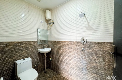 Mathura Hotel | Hotel Vrinda Sarovar