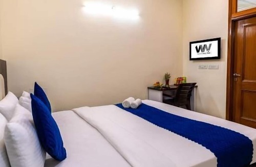 Sector 27 Hotel | Hotel Warm Welcome Inn