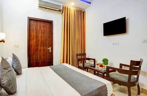Vasundhara Hotel | Hotel White at Vasundhara