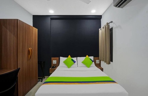 Surat Hotel | HOTEL WOW