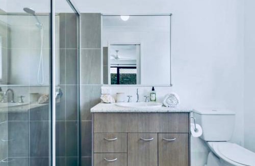 Caboolture South House | House 4-bed 2-bath Caboolture South
