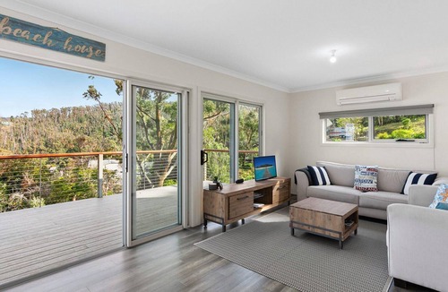 Separation Creek House | Hull's Haven - Separation Creek - Out of this World