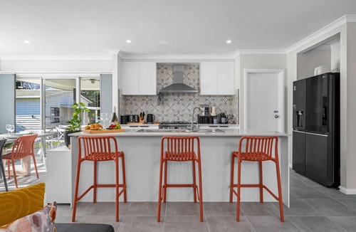 Lake Hume Village House | Hume Haven @ Lake Hume Resort