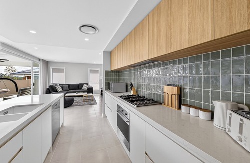 North Rothbury House | Huntlee Hideaway | 5BR Stay at Hunter Region