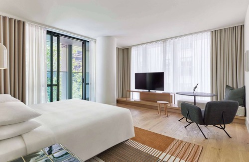 Melbourne Central Business District Hotel | Hyatt Centric Melbourne