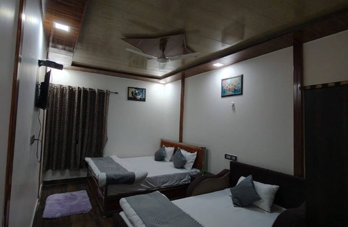 Narainkoti Hotel | Ice Valley Resort