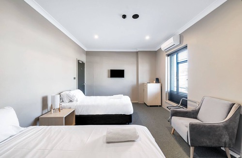 Five Dock Hotel | Illinois Hotel