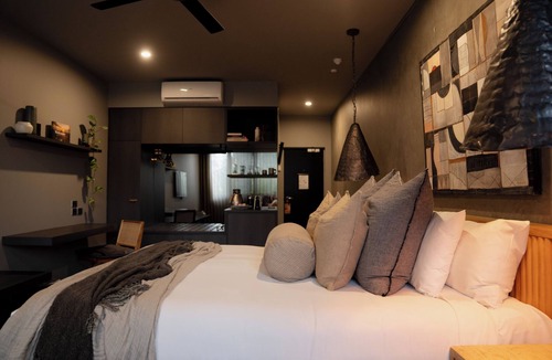 Eumundi Hotel | Imperial Boutique Accommodation