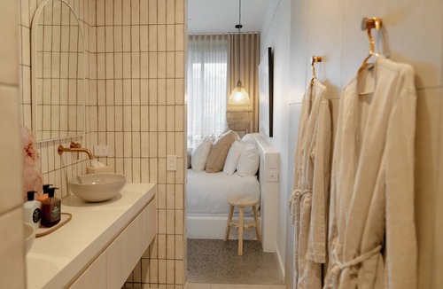 Eumundi Hotel | Imperial Boutique Accommodation