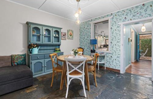 Moonta House | Inglenook Cottage