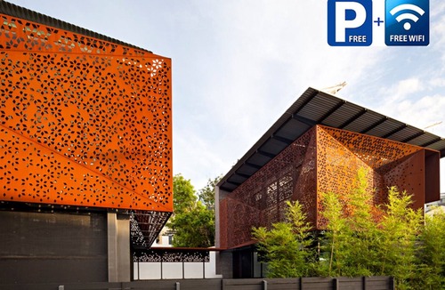 Spring Hill House | Inner City Haven Enviro-Luxury