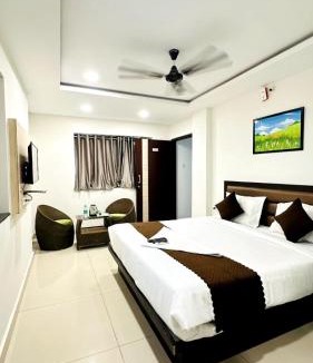 HITEC City Hotel | Innzoy Comforts - Hitech City Hyderabad