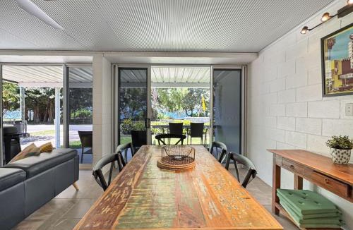 Arcadia Apartment | Island View Apt 1