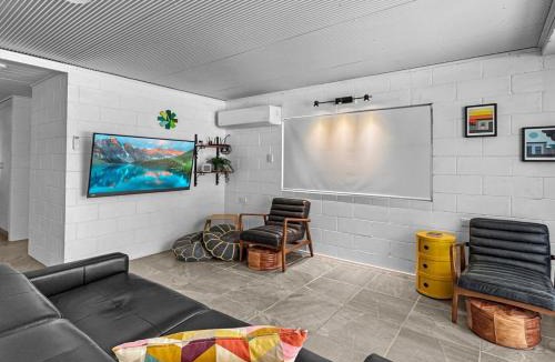 Arcadia Apartment | Island View Apt 1