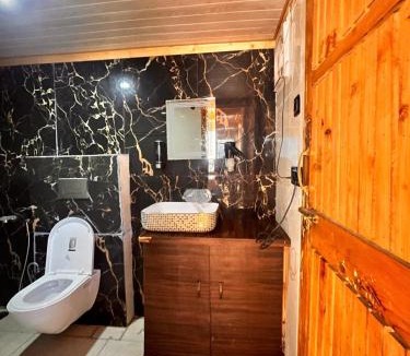 Jibhi Resort | ITW- Into The Wild Tree House , Jibhi